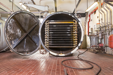 StudioLaMagica Innenraumfoto 11: Industriereinigung eines Trockenkessels