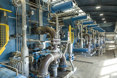StudioLaMagica Innenraumfoto 12: Rohrsysteme in einer Kläranlage